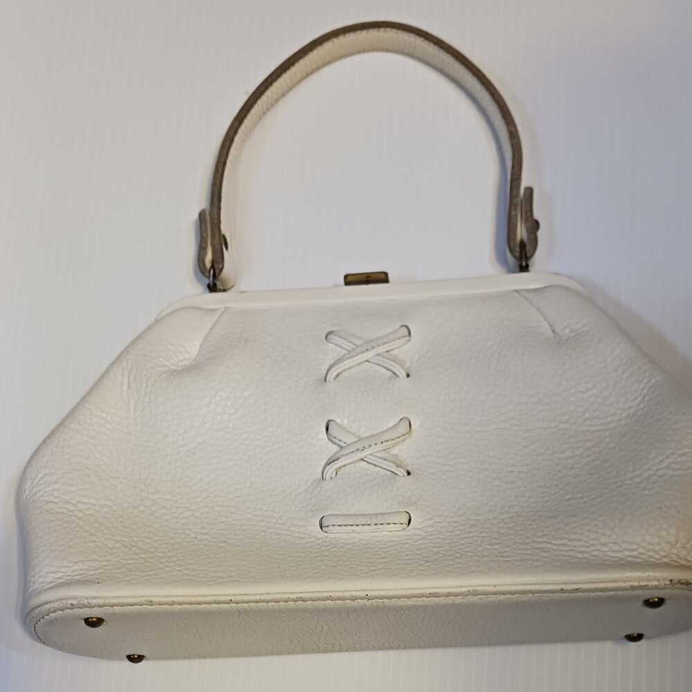 Vintage Saber White Pebble Leather Handbag